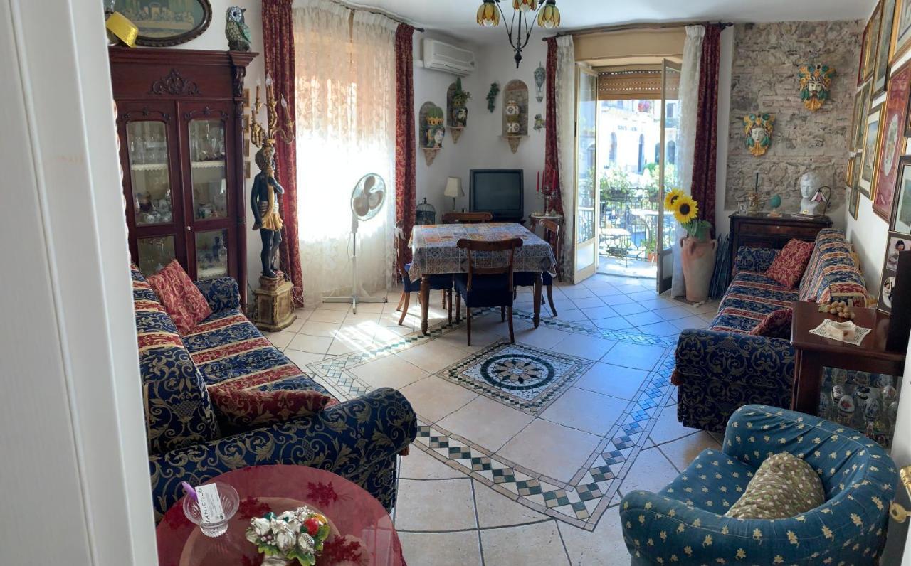 Casa Antica Savoia Apartman Taormina Kültér fotó